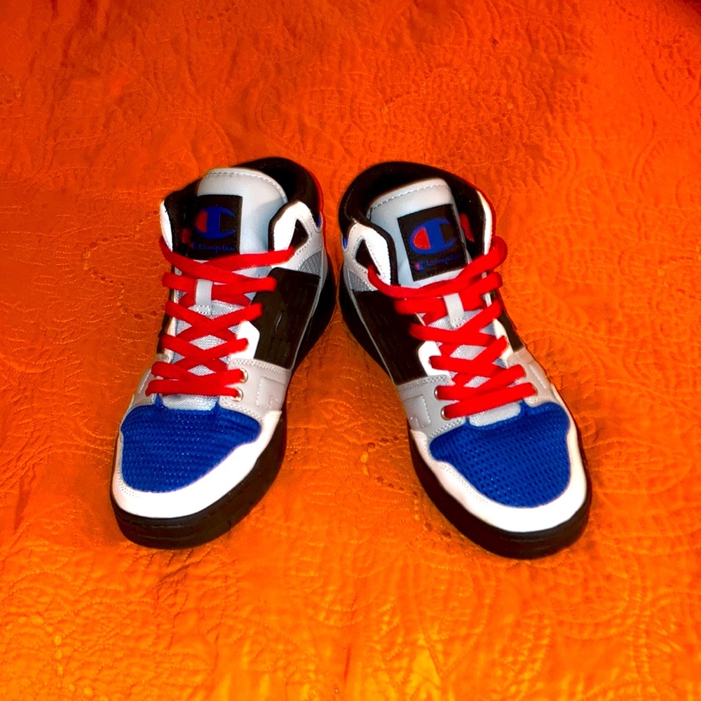 BLUE AND RED CHAMPION